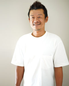 名越　崇浩